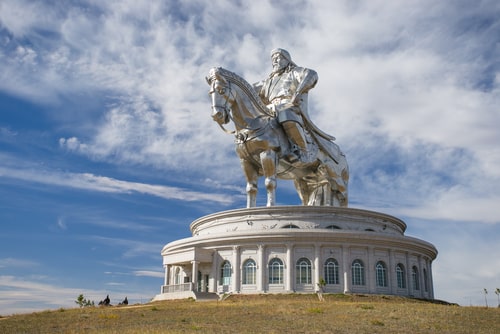 facts about Afghanistan: The world's largest statue of Genghis Khan.