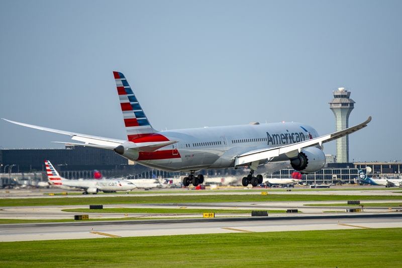 American Airlines Dreamliner at O`Hare International Airport.