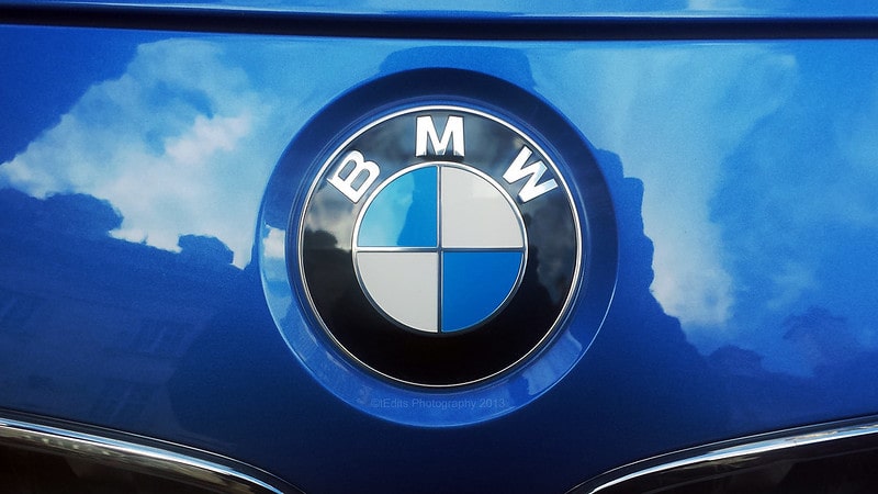 BMW logo. facts about BMW cars