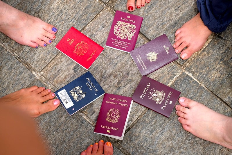 6 girls, 6 different passports travelling to Sri Lanka