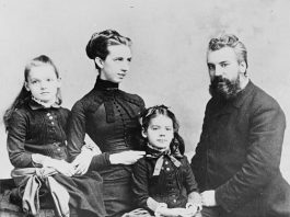 Alexander Graham Bell, his wife Mabel Gardiner Hubbard, and their daughters